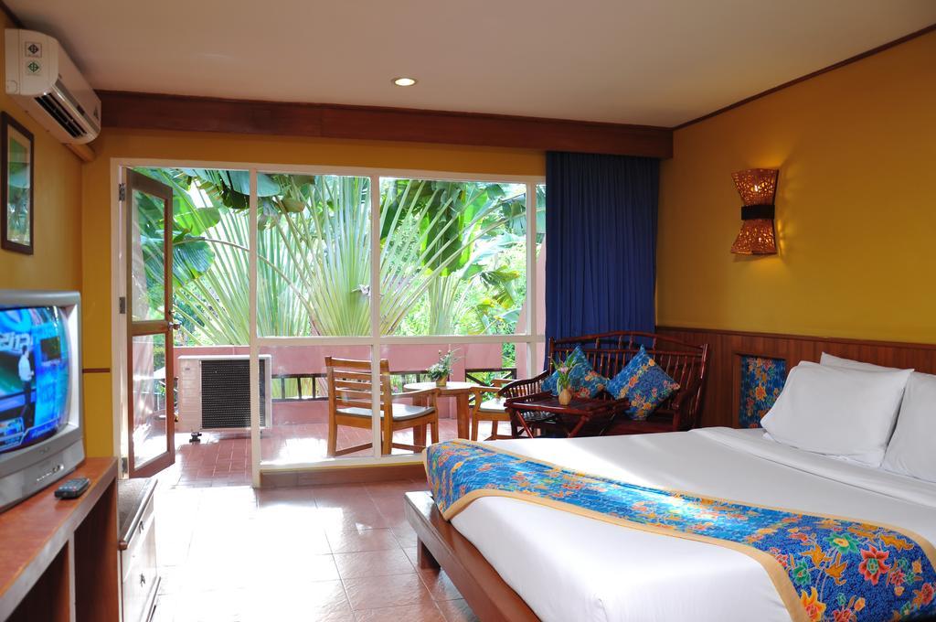Loma Resort & Spa Pattaya Exterior photo