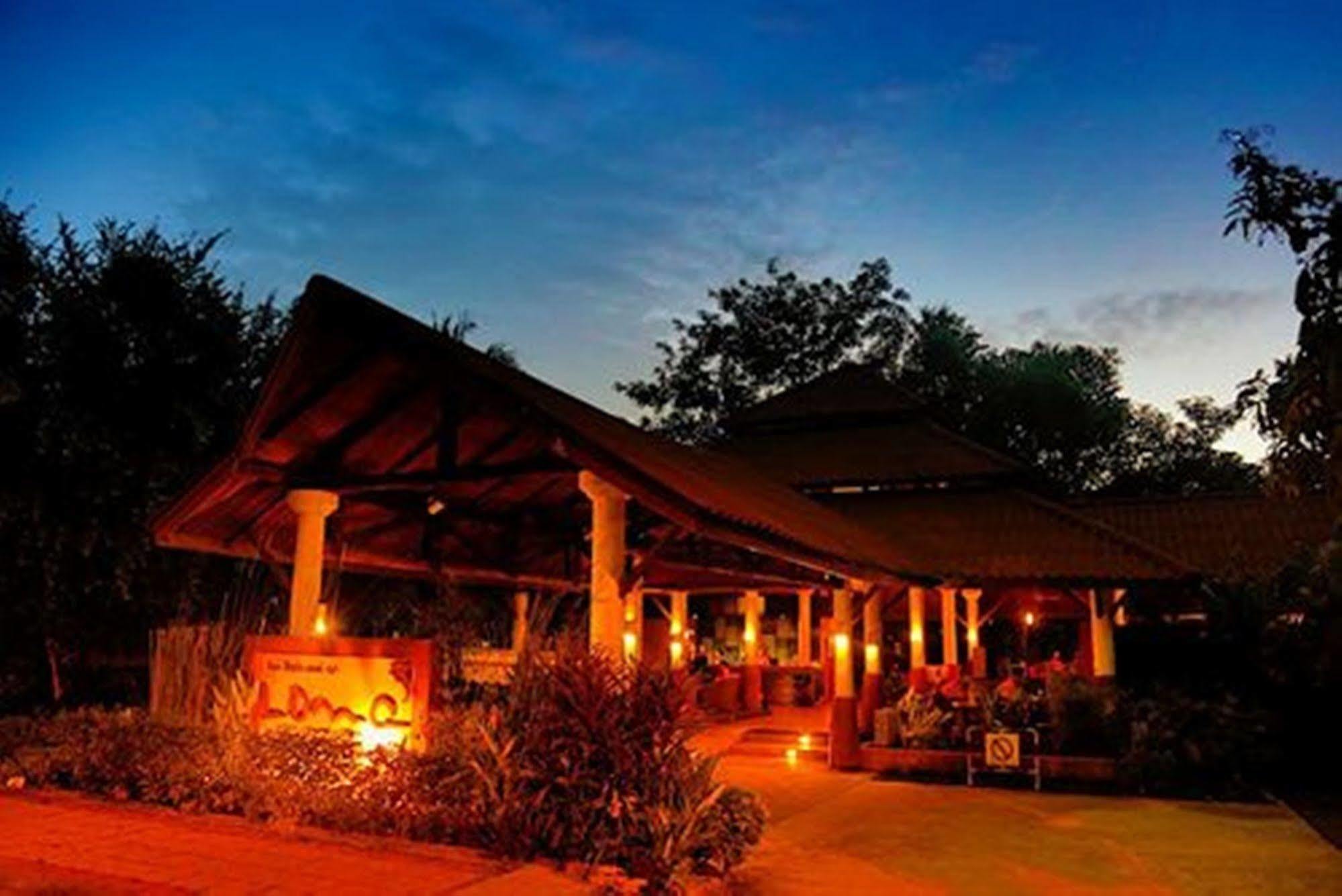 Loma Resort & Spa Pattaya Exterior photo