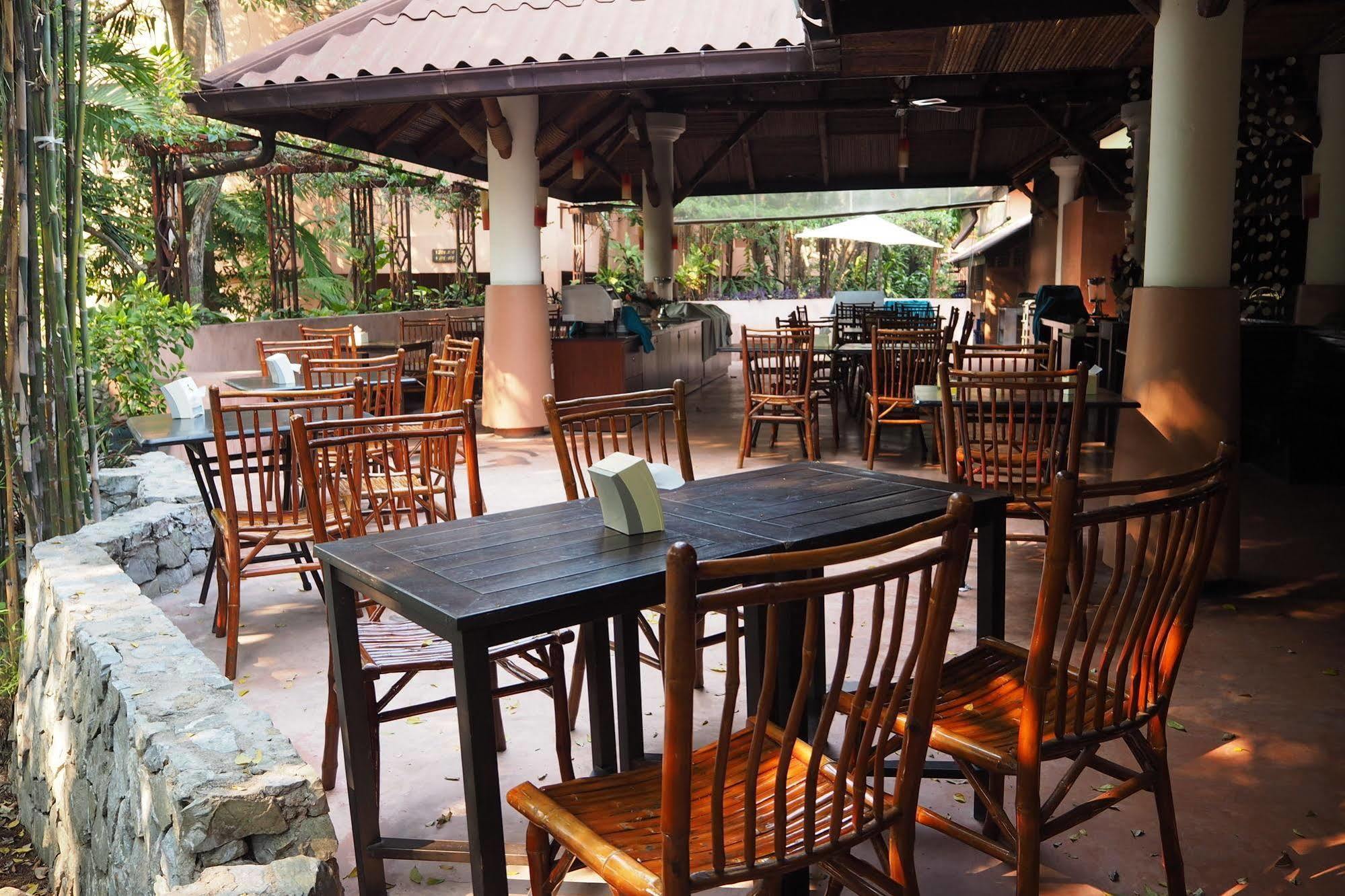 Loma Resort & Spa Pattaya Exterior photo